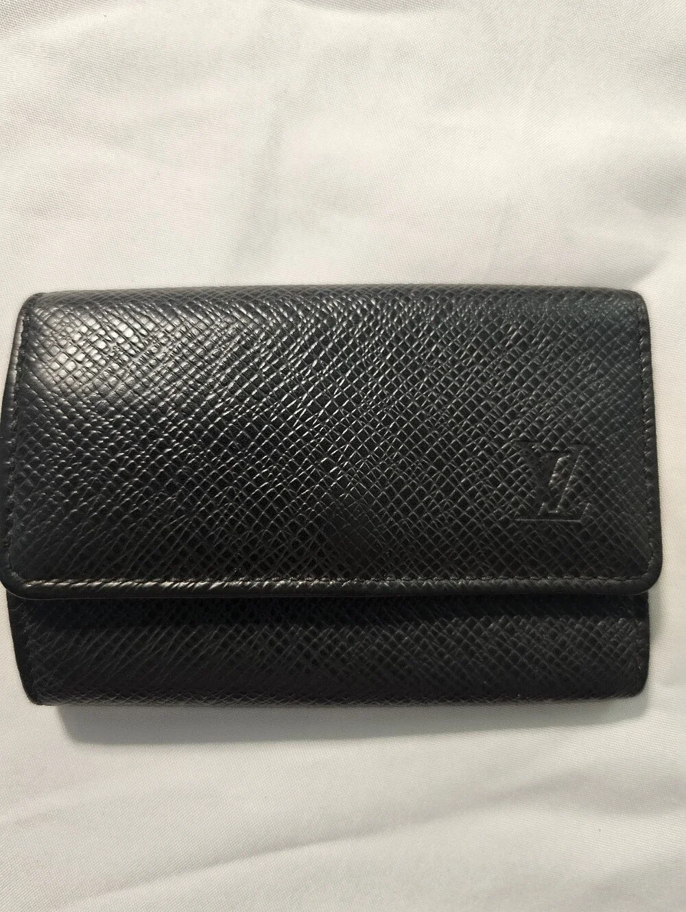 Louis Vuitton Black Taiga Leather Multicles 6 Key Holder